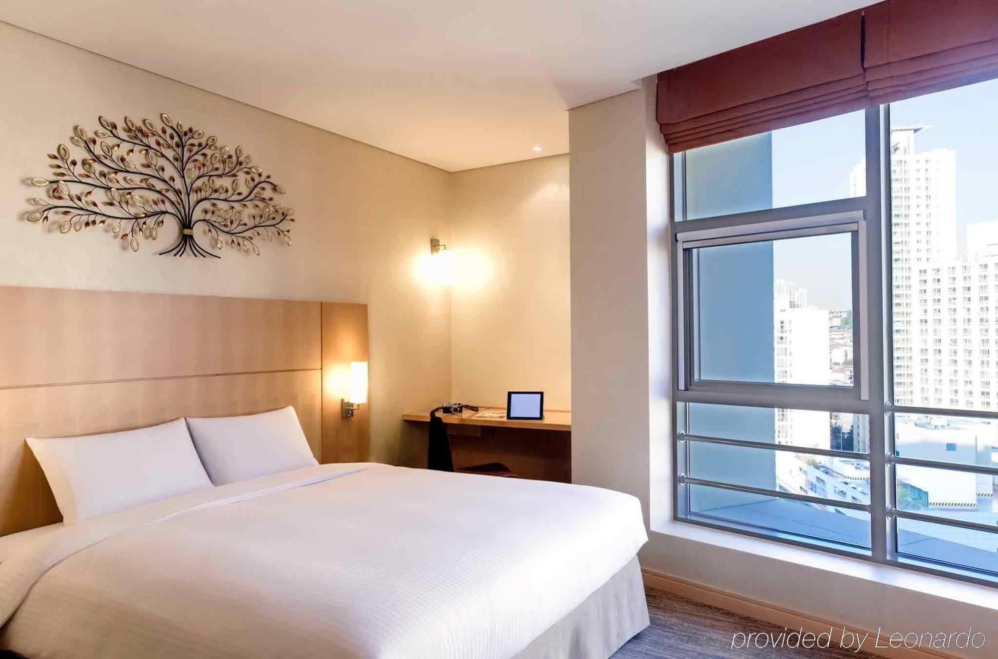 Hotel Ibis Ambassador Busan City Centre Zewnętrze zdjęcie